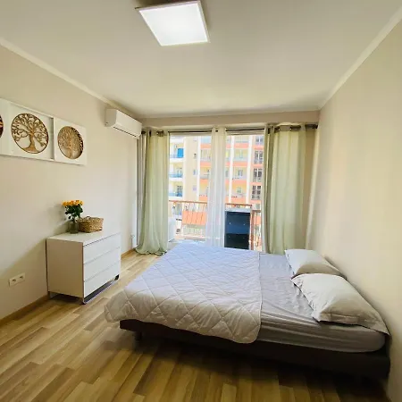 Magnifique 60m2 ,3 Pieces , Equipee,tres Lumineux, 2 Minutes A Pied De La Plage Appartamento Nizza
